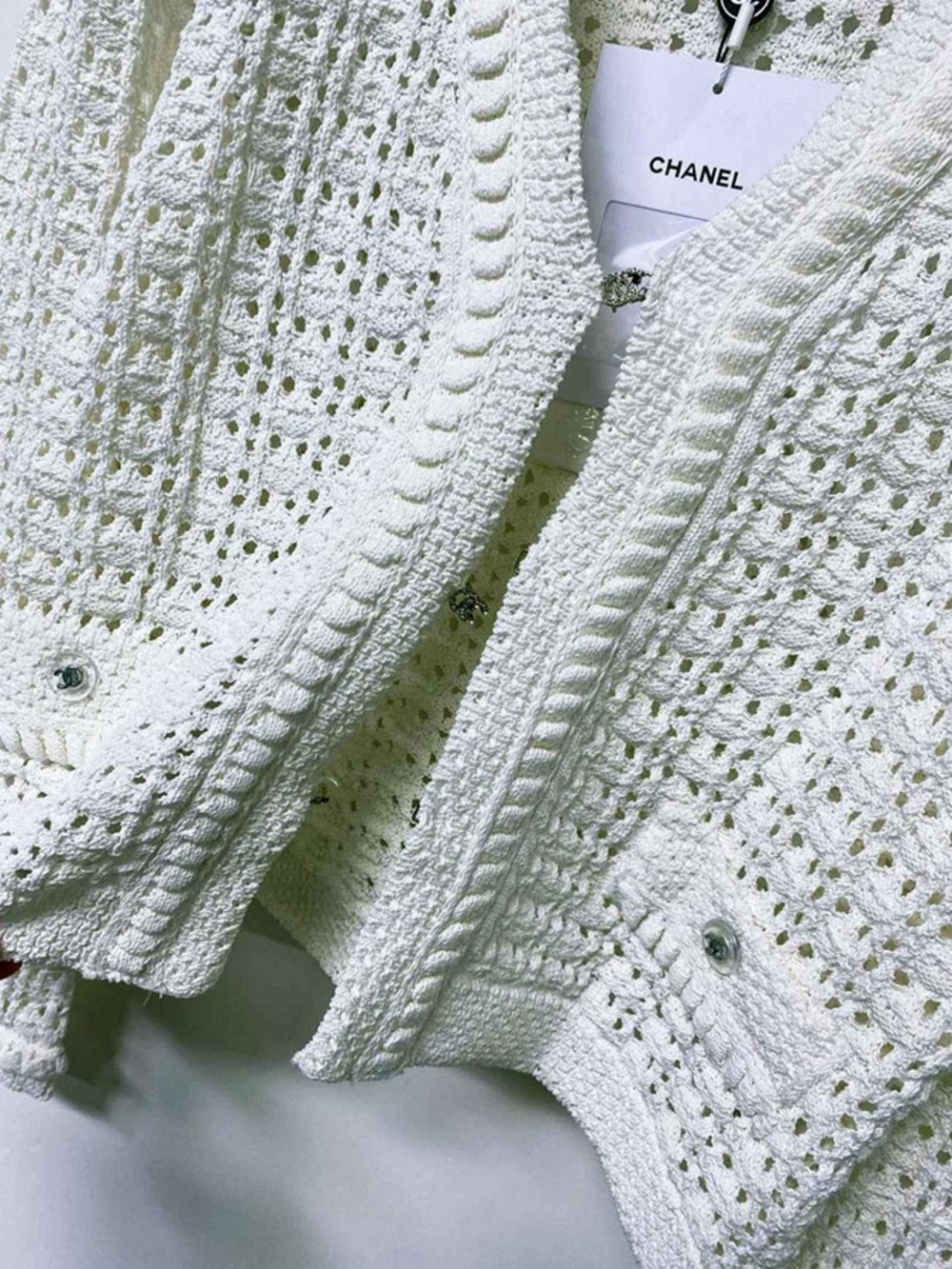 Chanel White Hollow Knit Short Designer Cardigan Jacket - Picture 4 of 6